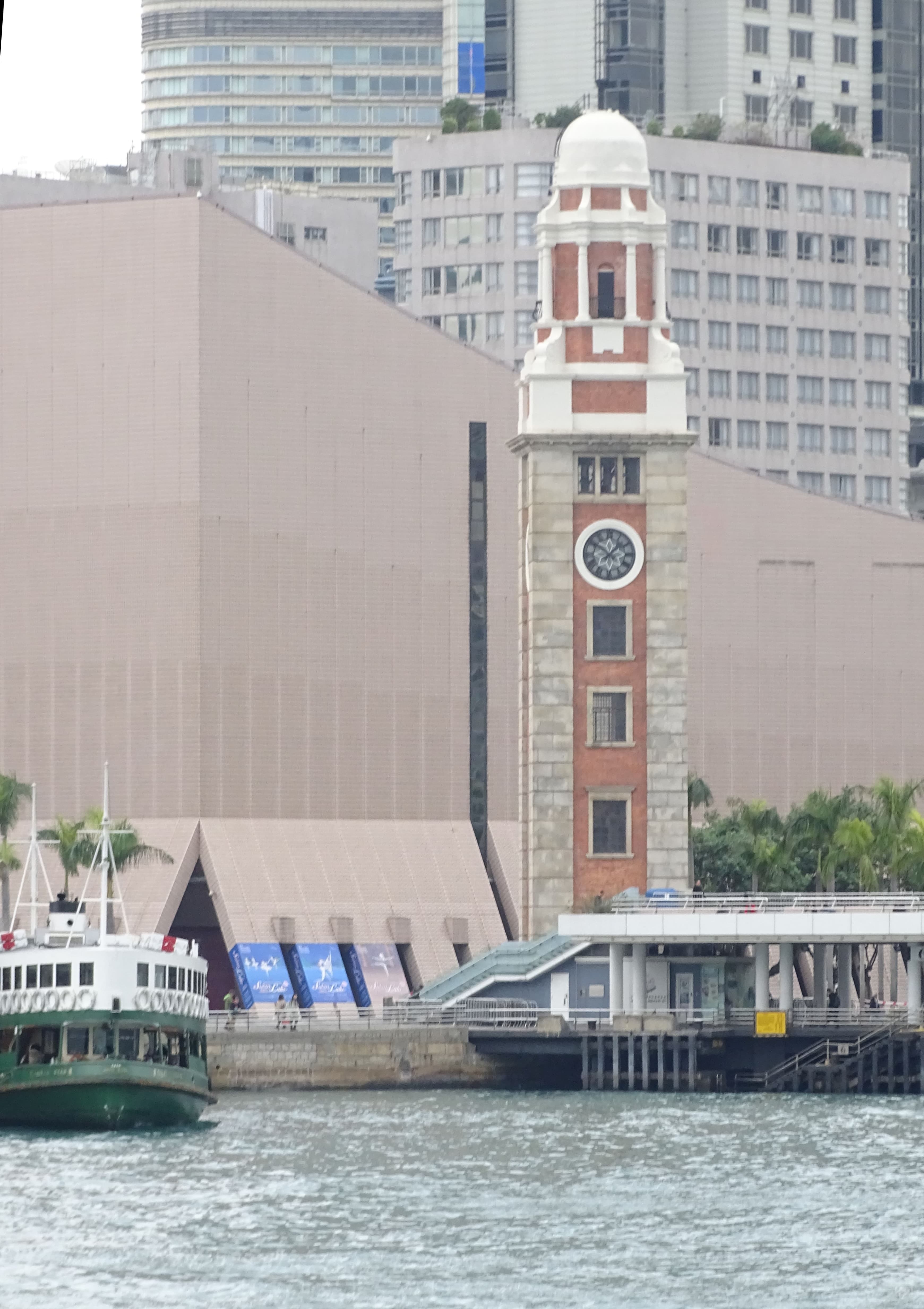 Painting with Light: Capturing Victoria Harbour's Night Majesty from Kowloon Pier